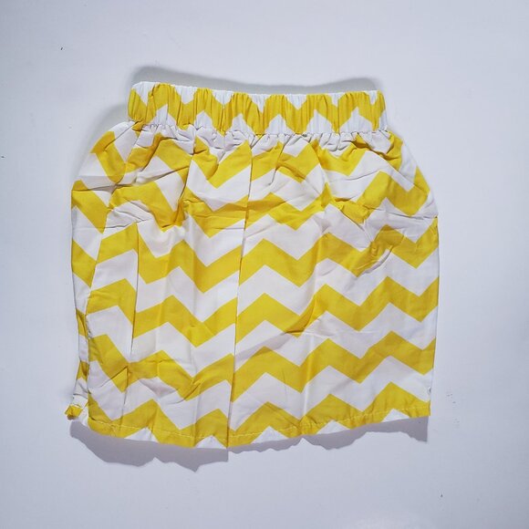 3/$20 yellow white chevron toddler girl elastic waist skirt, size 110 or 4T - Picture 1 of 7